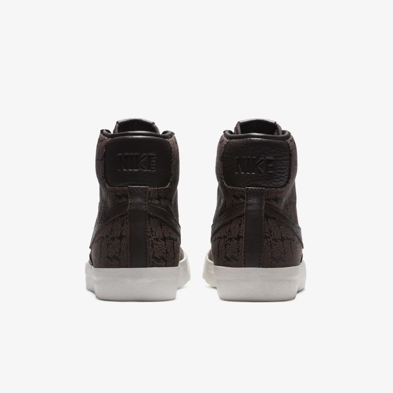 Nike sb best sale blazer velvet brown